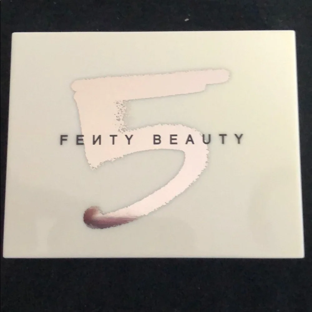 Fenty 5 Peach Snap Shadows Mix & Match Eyeshadow